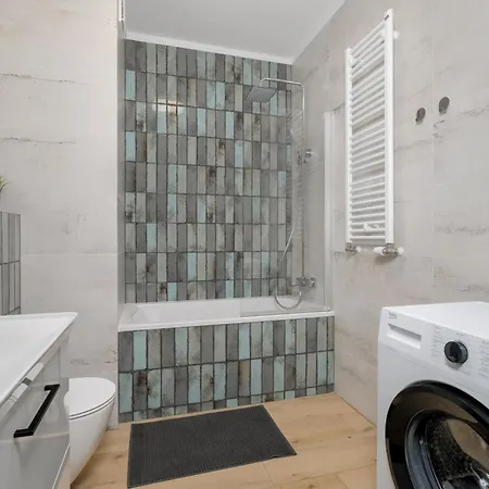 Lejlighed Cosy And Bright With Parking In By Renters